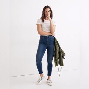 Madewell 10" High-Rise Roadtripper Supersoft Jeans in Playford Wash Size 26